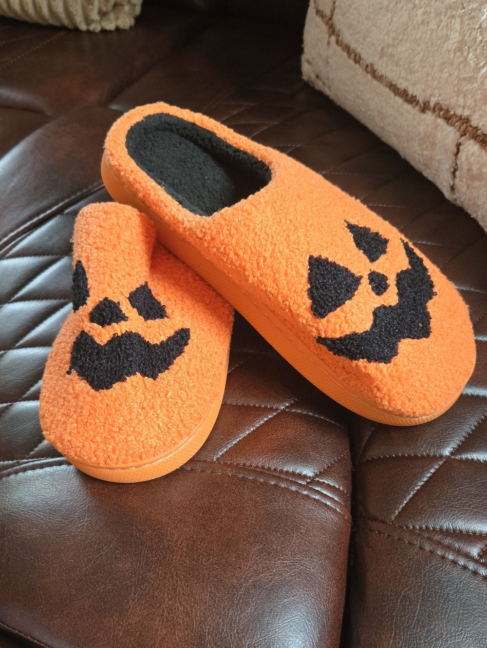 🎃Women's Orange Pumpkin Face Fleece Slip-On Shoes🎃 NEW